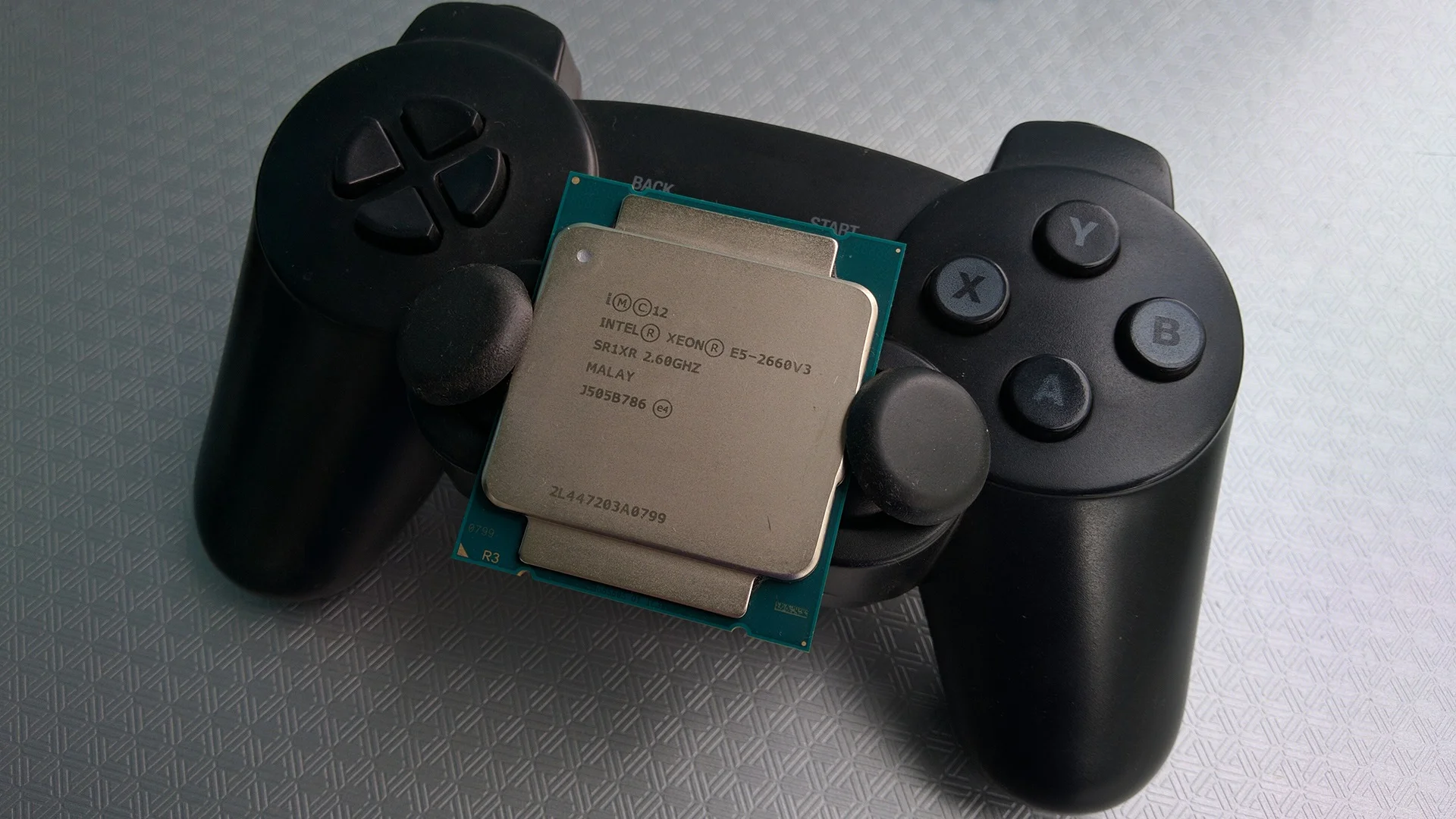 How the 10-core Intel Xeon E5-2660 v3 handles modern games