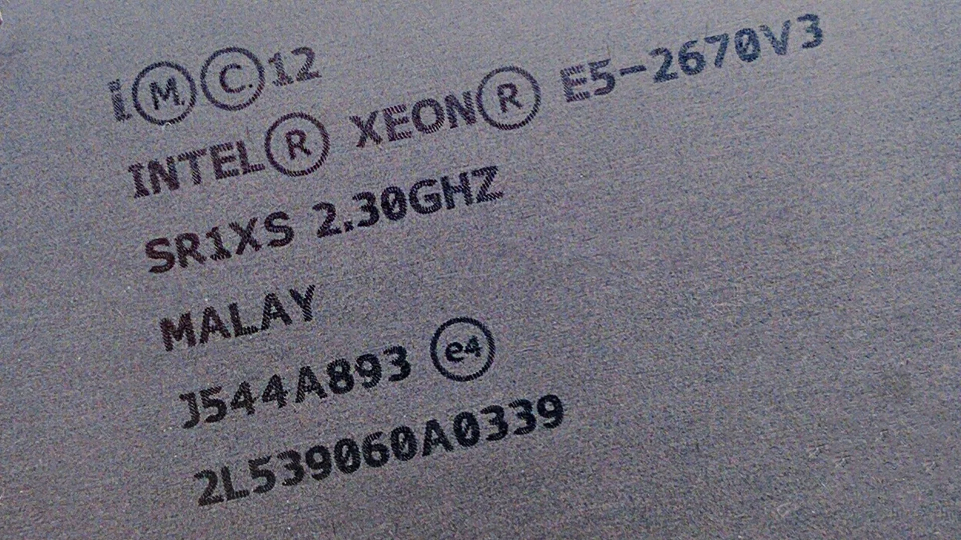 Benchmarking the Intel Xeon E5-2670 v3: 12 Haswell cores in modern games