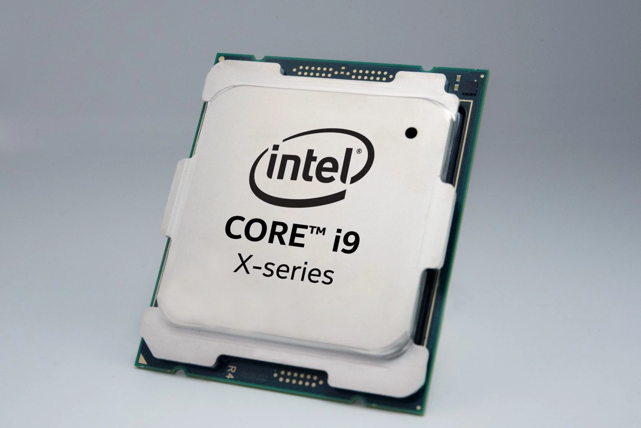 Rumor: Intel prepping 22-core, 44-thread Core i9-10990XE for LGA 2066