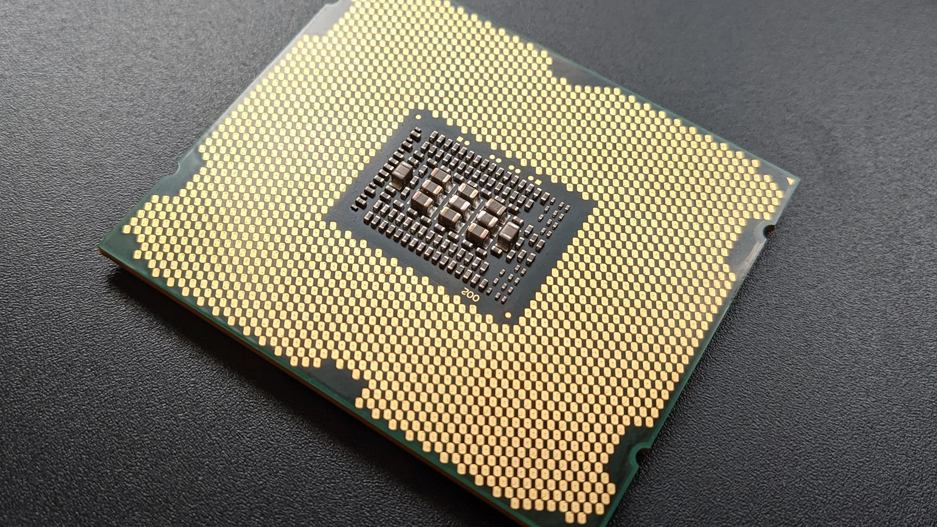 Тестування Xeon E5-2690: найпотужніший Sandy Bridge в актуальних іграх та програмах
