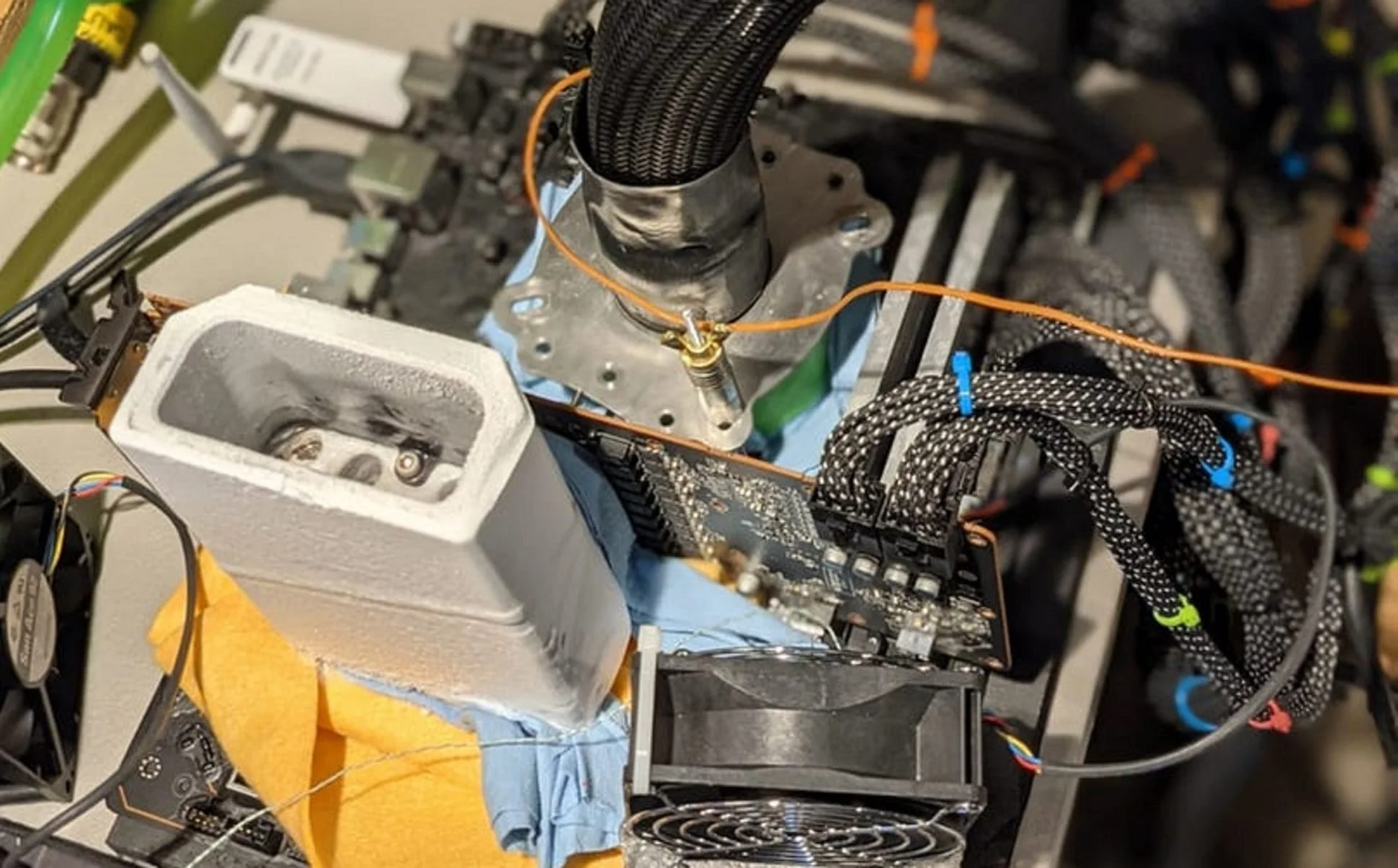 Splave встановив два рекорди в модельному заліку топової відеокарти AMD Radeon RX 6900 XT