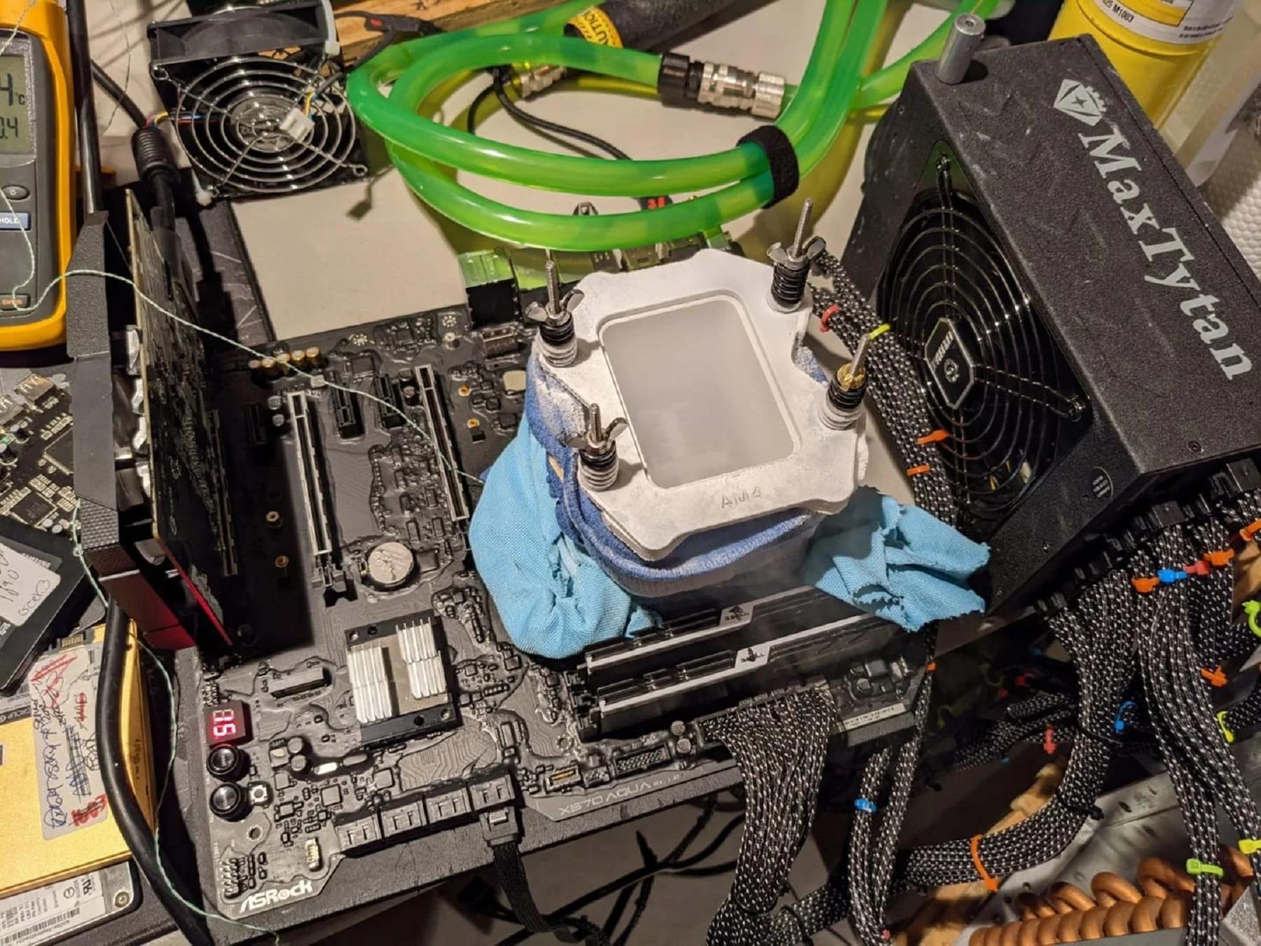 Розігнаний до 5625 МГц чип Ryzen 9 3950X допоміг Splave встановити світовий рекорд у 16-ядерному рейтингу