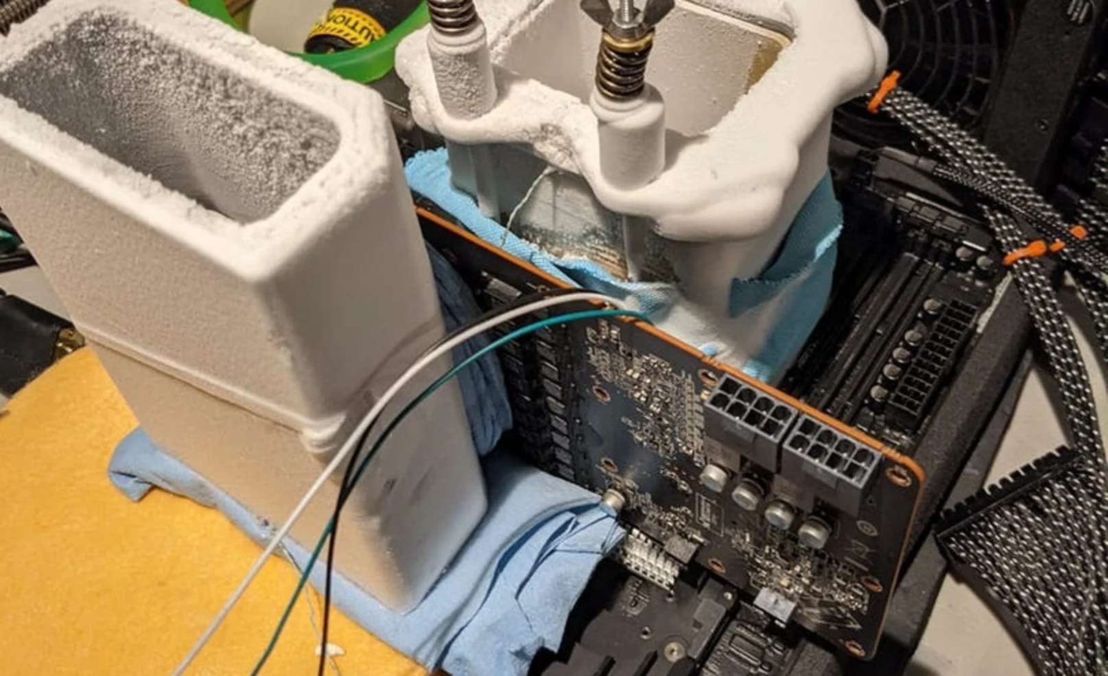 Splave breaks his own record to reclaim gold in Radeon RX 6900 XT standings