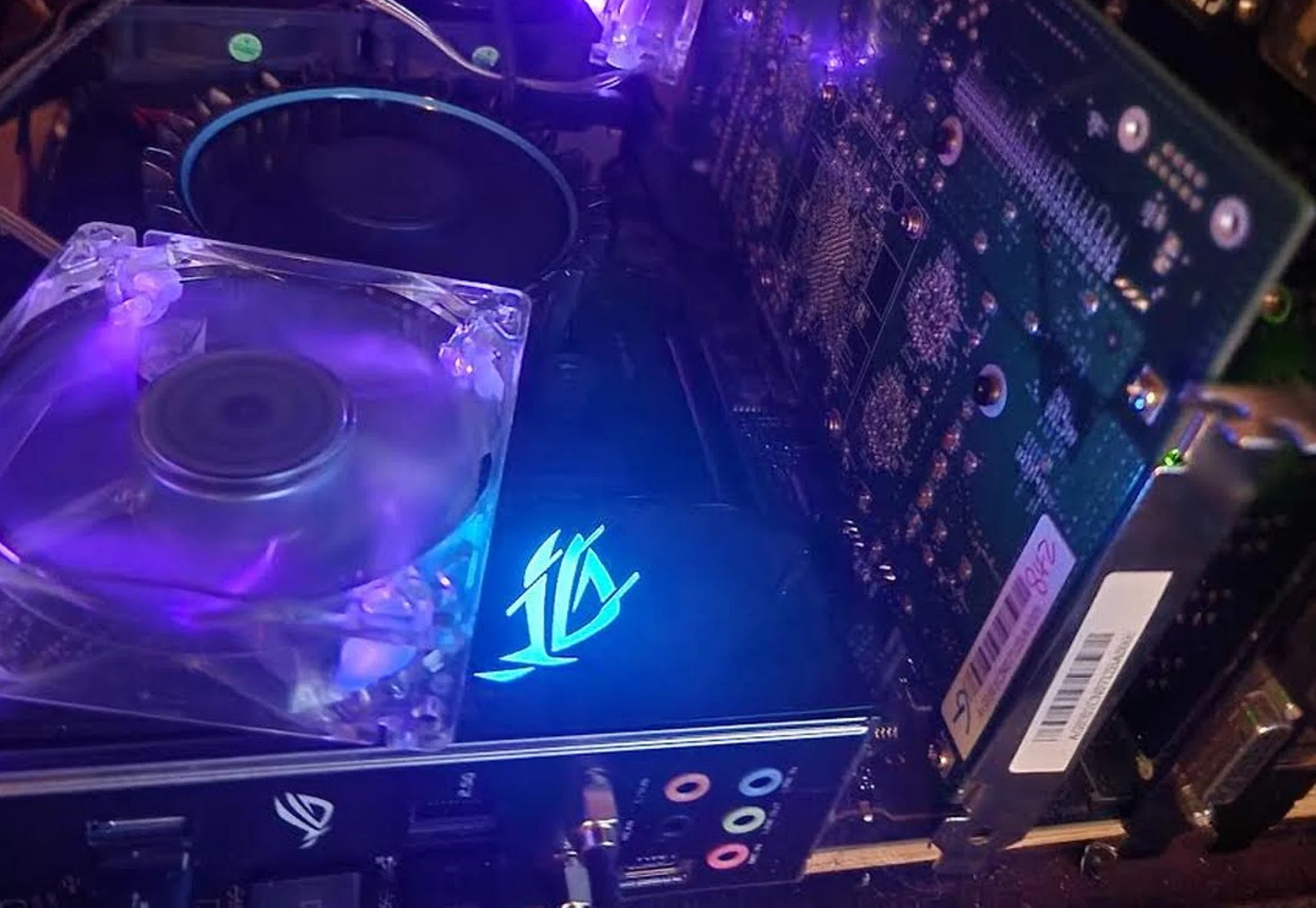 ShrimpBrime overclocks Celeron G6900 to 5261 MHz