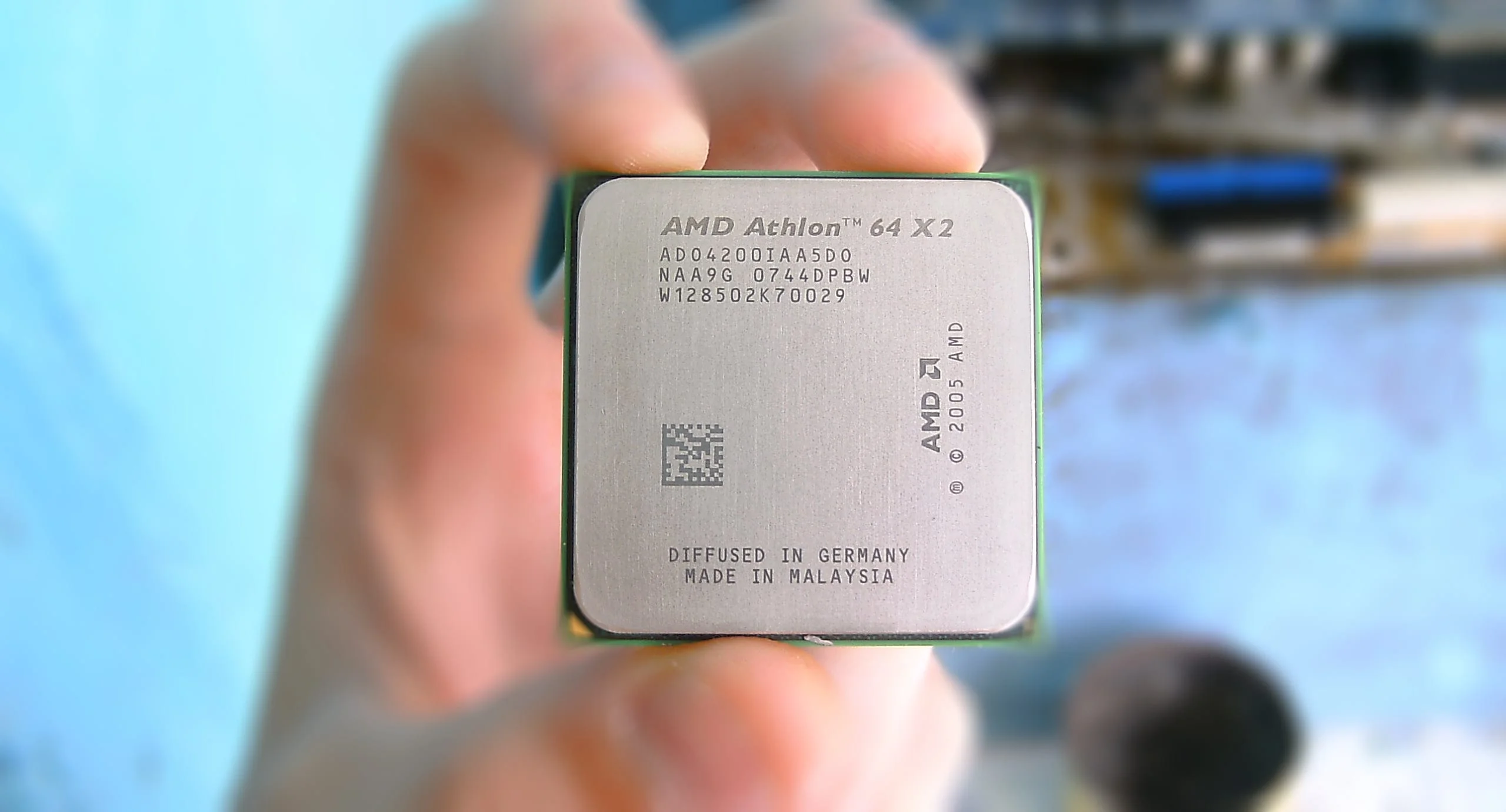 Overclocking the AMD Athlon 64 X2 4200+ processor