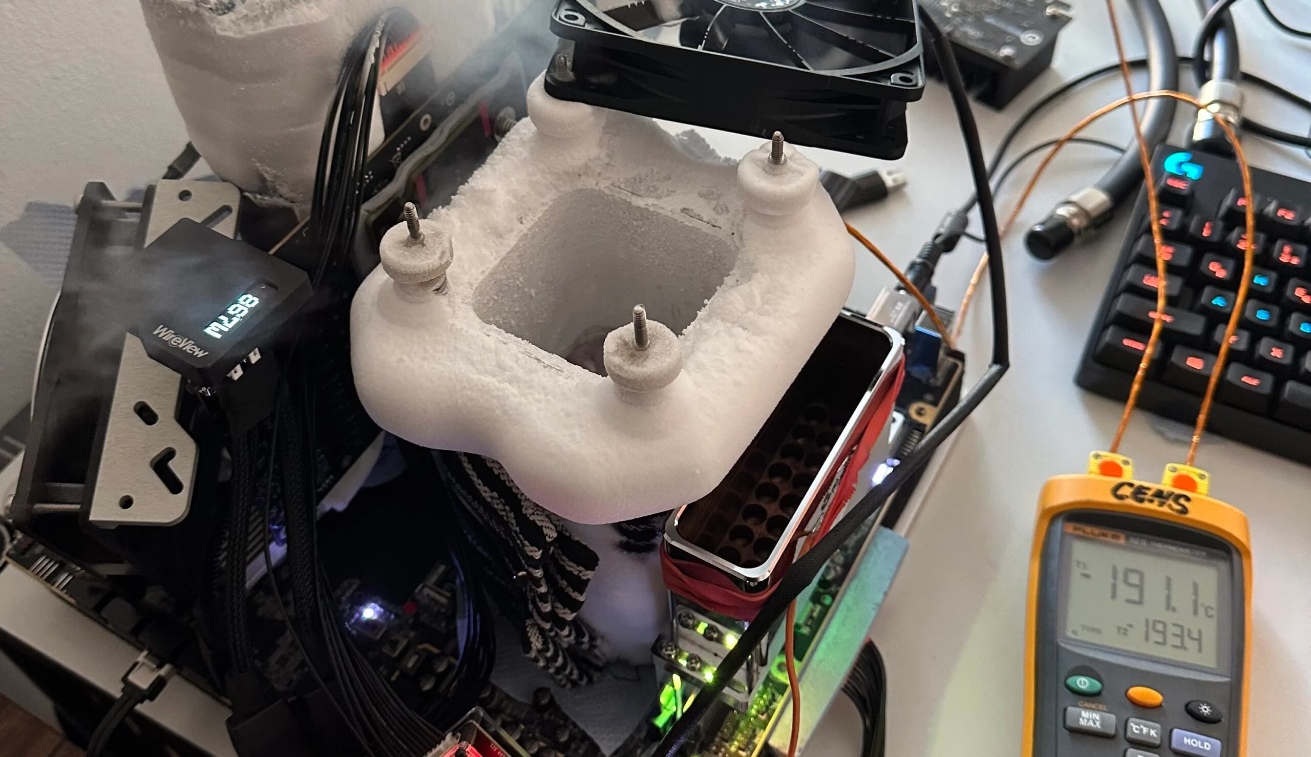 Відеокарту GeForce RTX 4090 розігнали до 4090 МГц