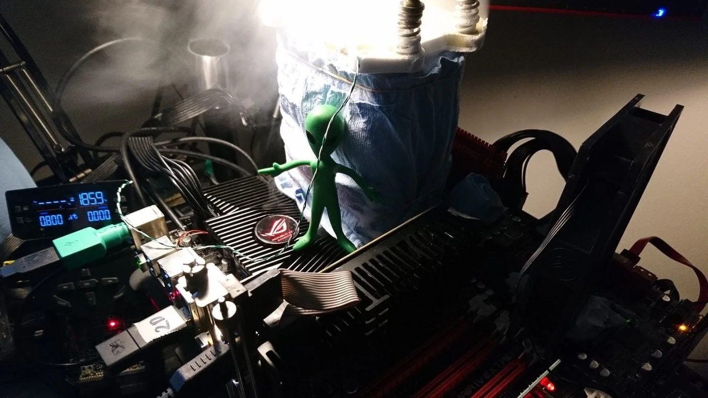 unityofsaints breaks 3 records with an AMD Phenom II X6 1090T BE processor