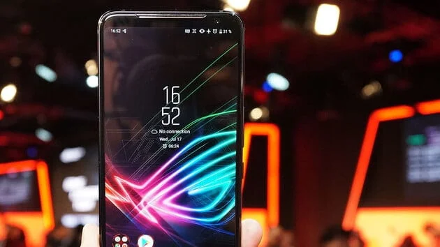 ASUS ROG Phone II gets Snapdragon 855 Plus and 120Hz AMOLED screen